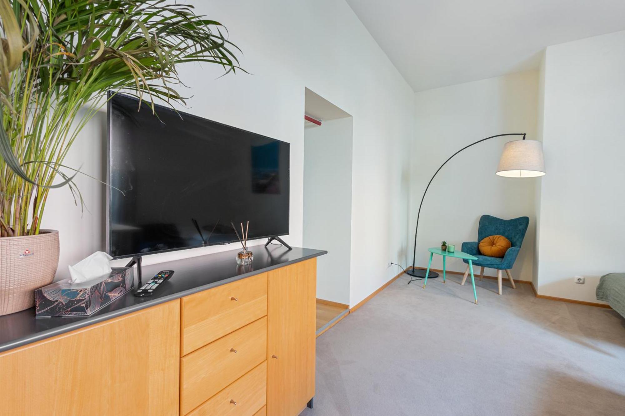 Stylische Altbauwohnung Bregenz Am See Exteriör bild